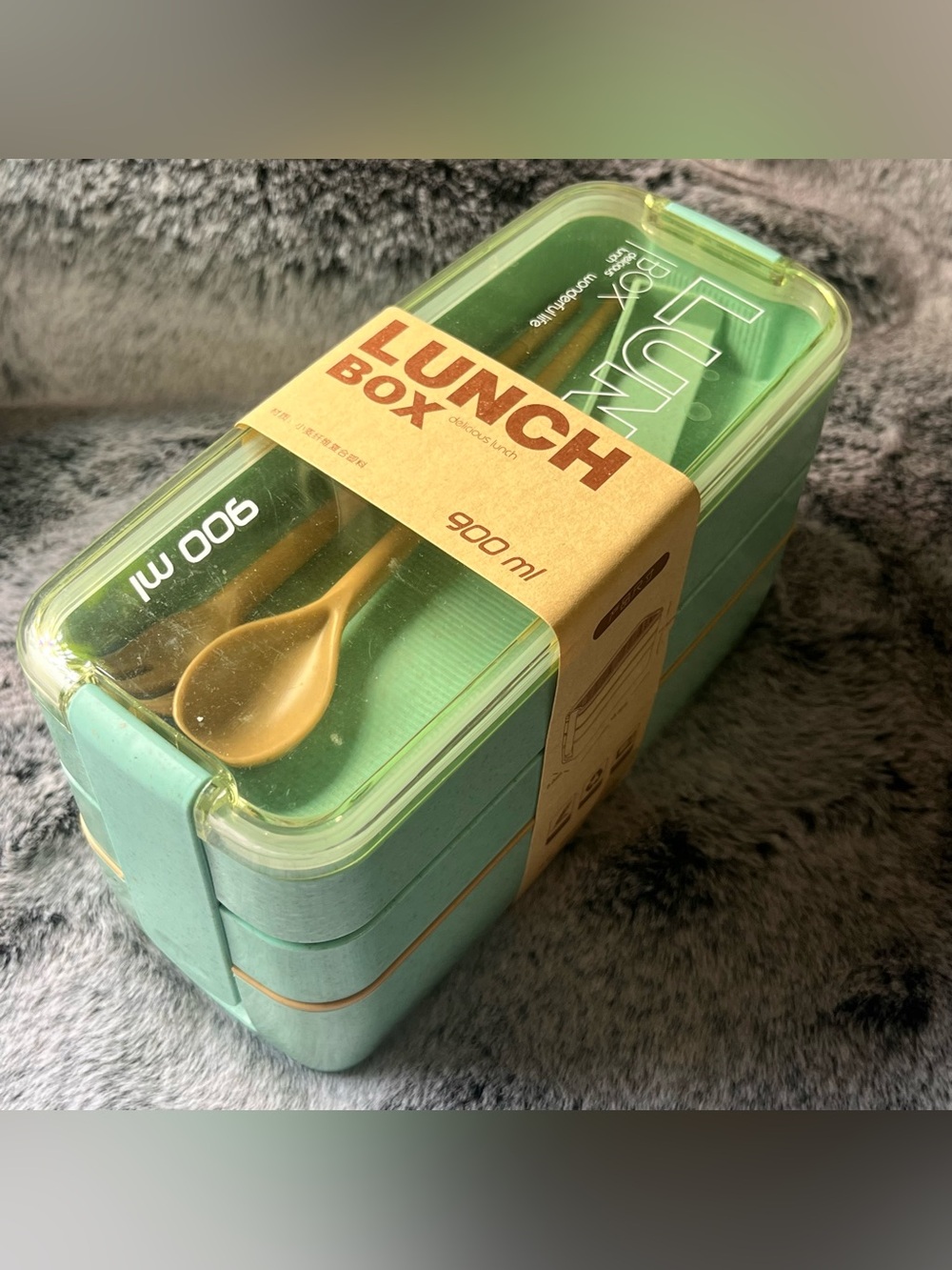 New Ice Green Stackable 900ml Lunch Box with Spoon Portable 3 Layer Bento - Picture 2 of 12